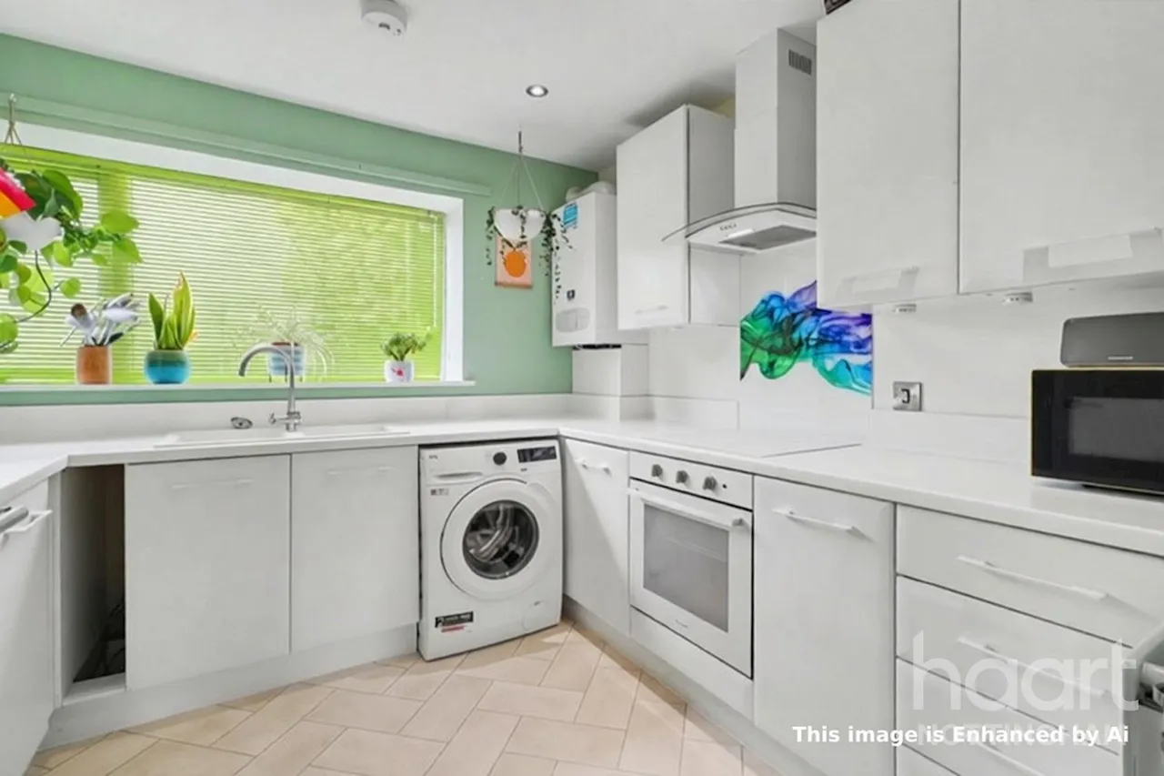 Tasmania Close, The Meadows, NG2, photo 4