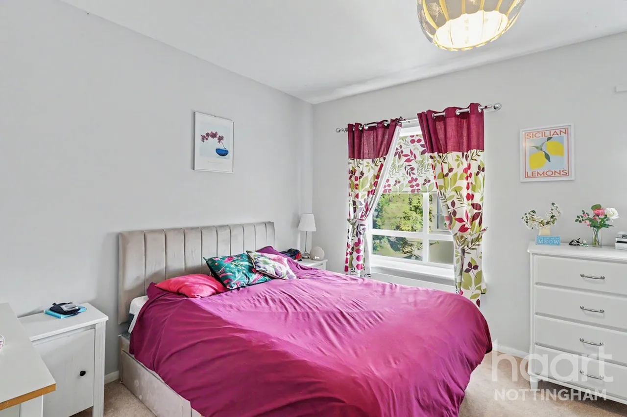 Tasmania Close, The Meadows, NG2, photo 9