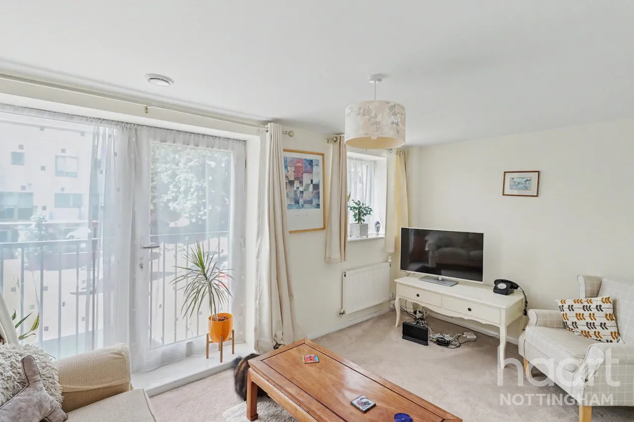 Tasmania Close, The Meadows, NG2, photo 7