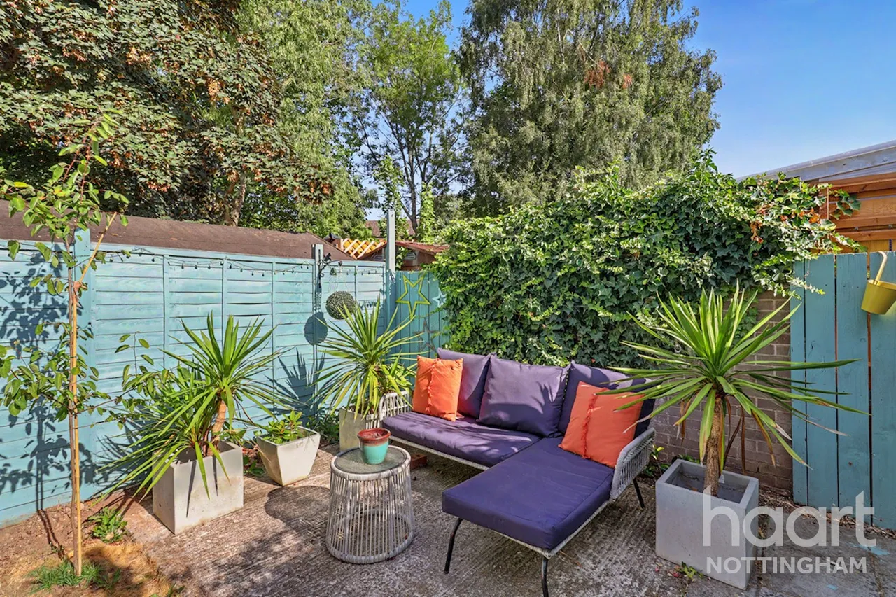 Tasmania Close, The Meadows, NG2, photo 20