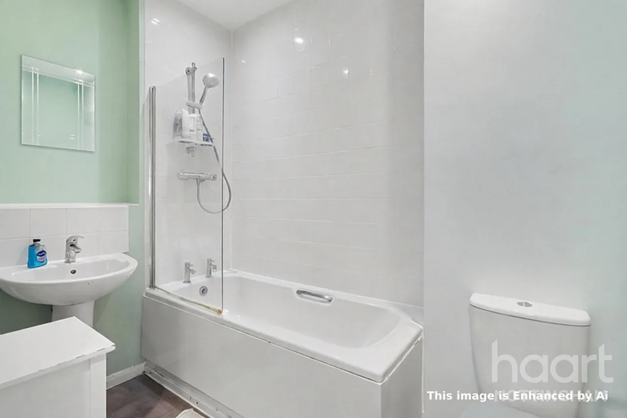 Tasmania Close, The Meadows, NG2, photo 11