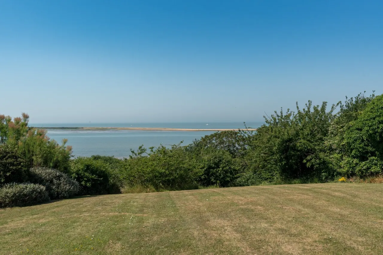 Beacon Heights, St. Osyth, CO16, photo 26
