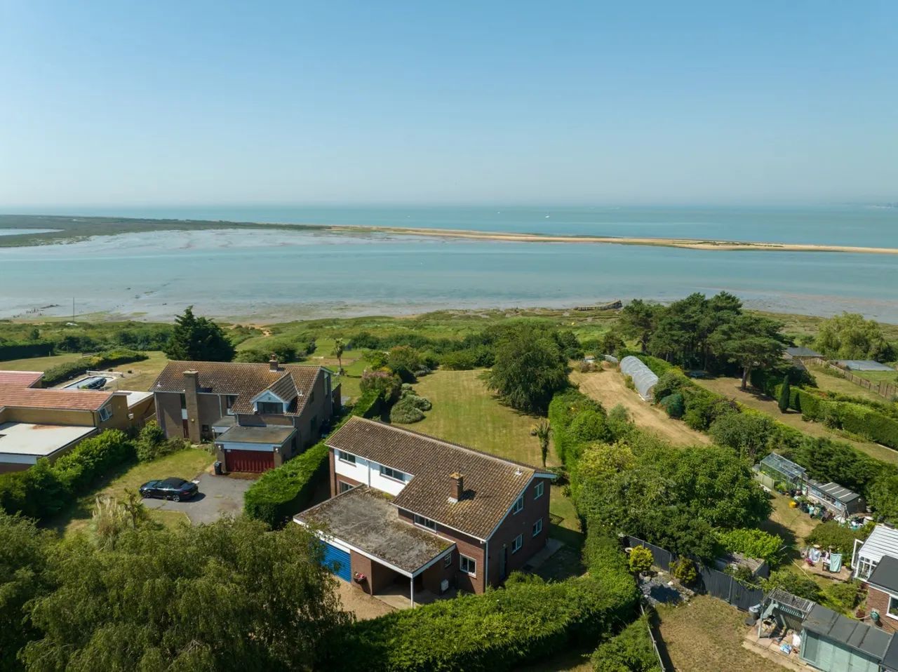4 bed property for sale, Beacon Heights, St. Osyth, CO16