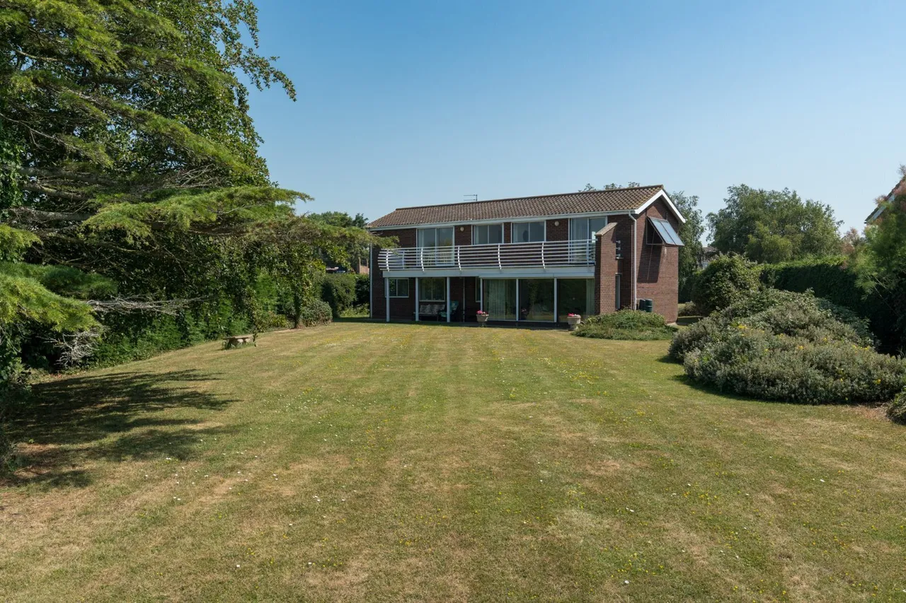 Beacon Heights, St. Osyth, CO16, photo 24