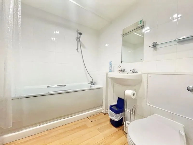Asher Way, London E1W 2JD, photo 4