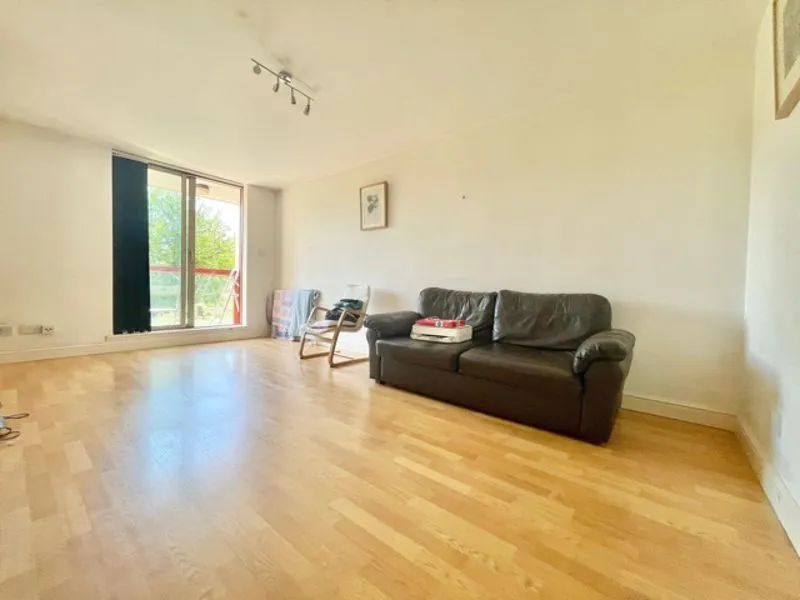Asher Way, London E1W 2JD, photo 3