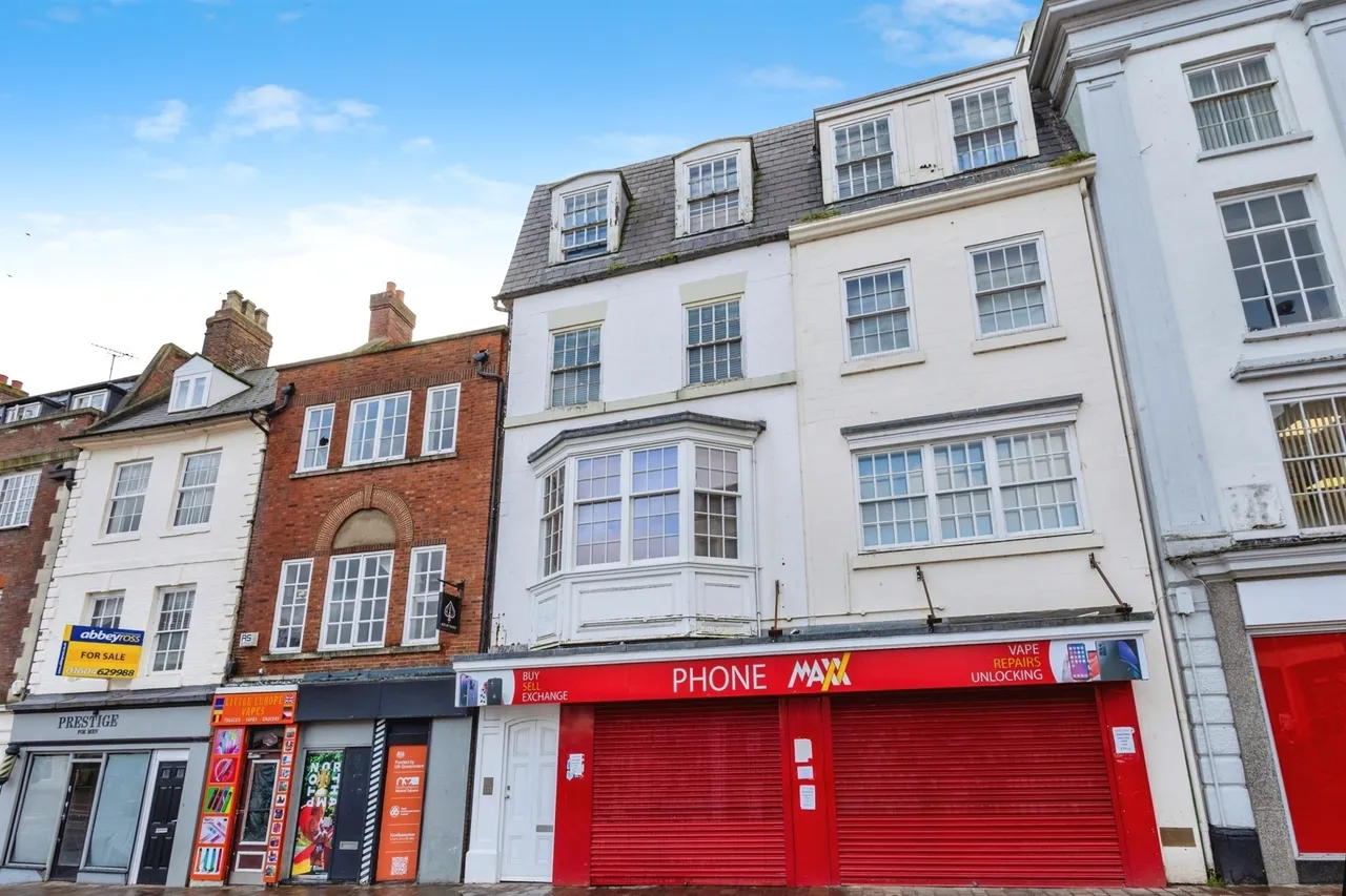 1 bed flat for sale — Market Square, Northampton