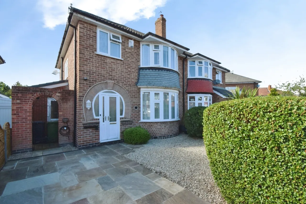 3 bed house for sale, Stonehill Avenue, Leicester, LE4