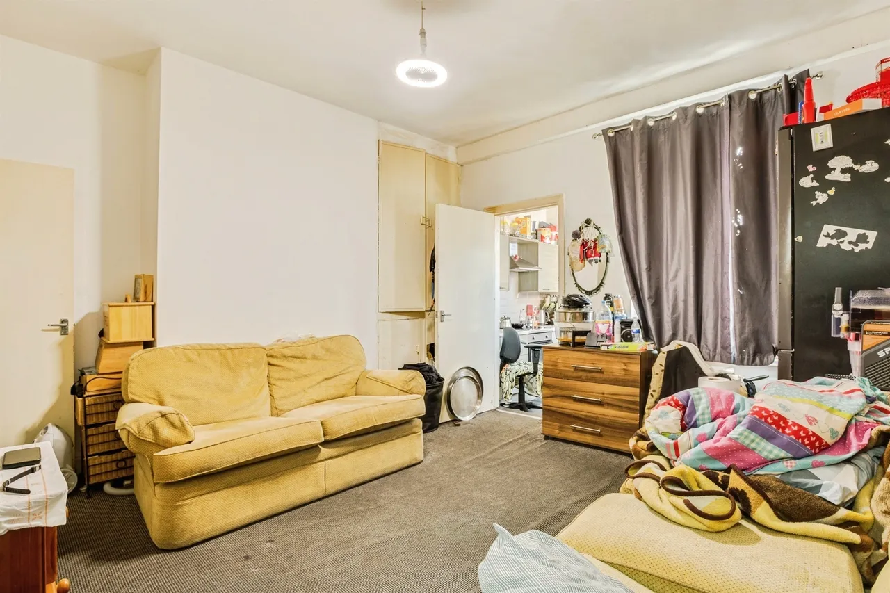 Lincoln Street, Wakefield, WF2, photo 7