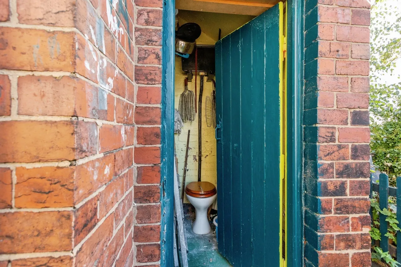 Lincoln Street, Wakefield, WF2, photo 16