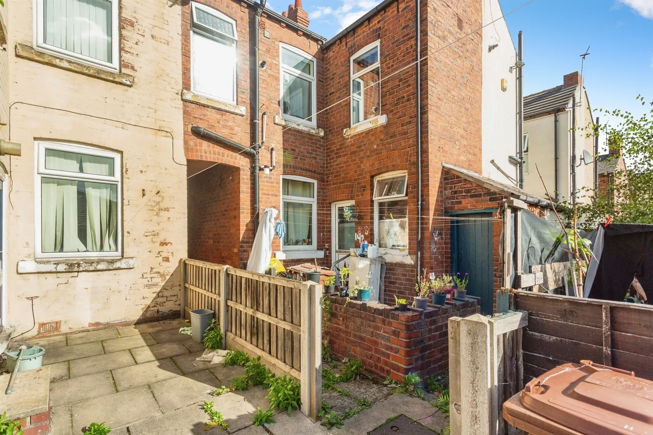 Lincoln Street, Wakefield, WF2, photo 15