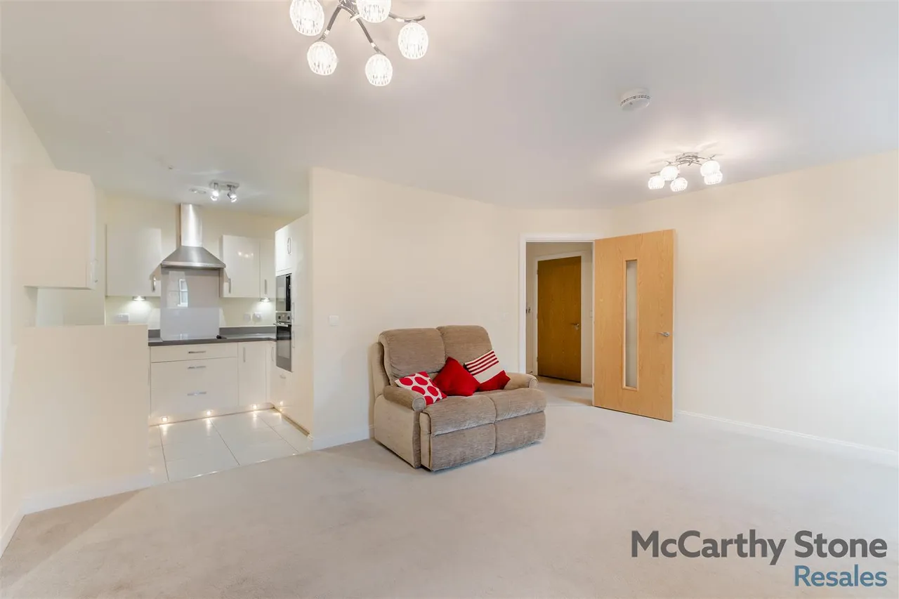 North Street, Ripon, HG4, photo 5