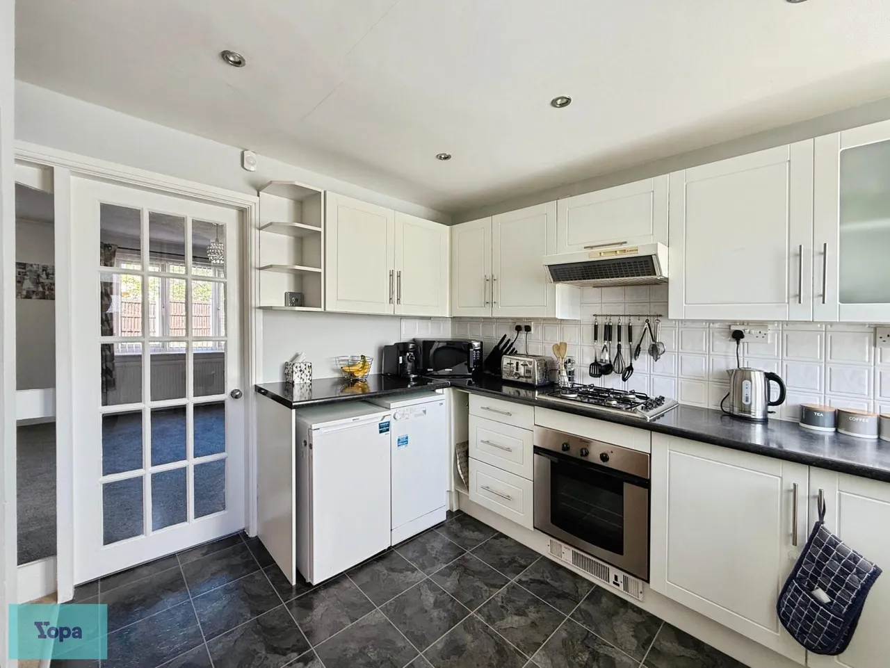 Cedar Close, Balby, DN4, photo 2