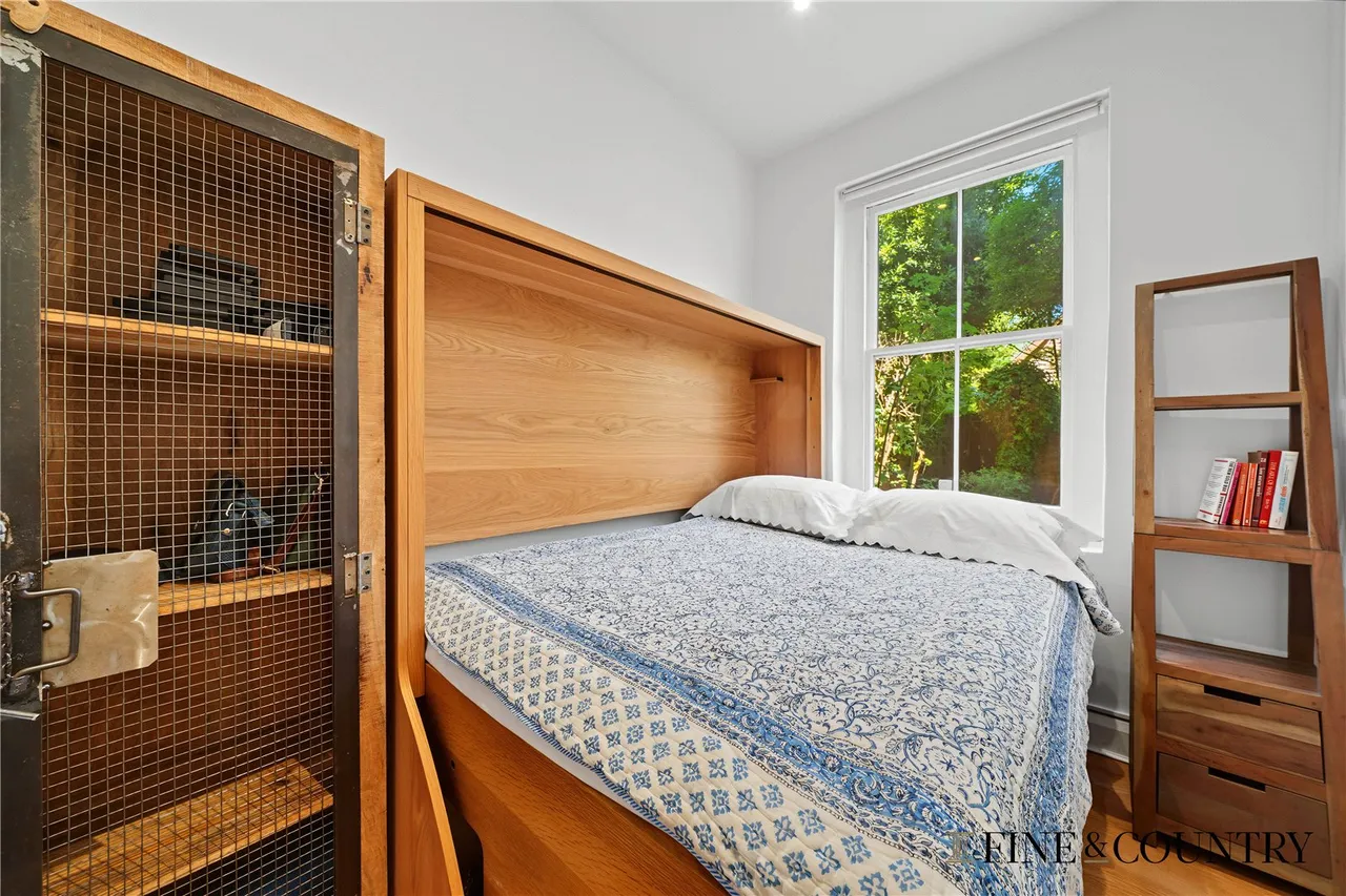 Brondesbury Road, London, photo 12