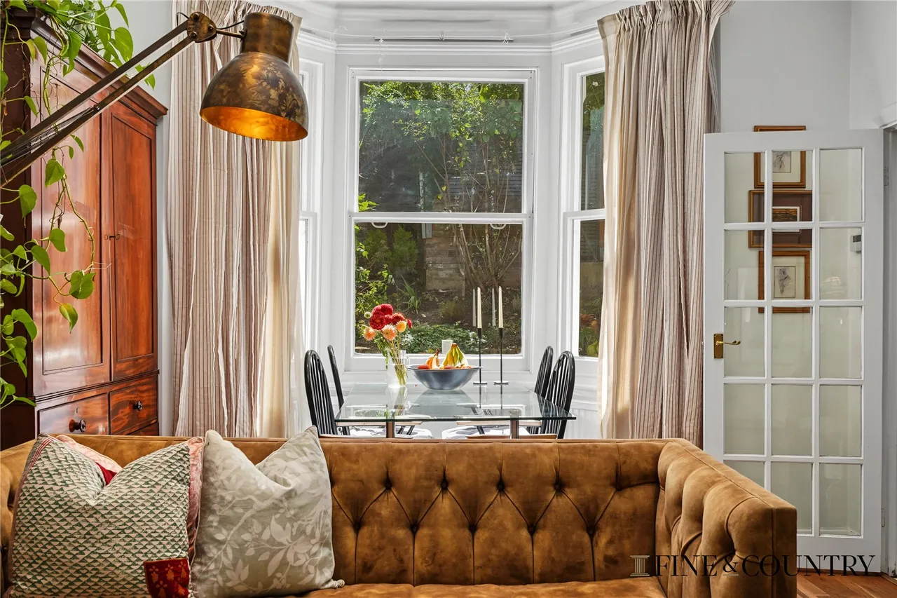 Brondesbury Road, London, photo 4
