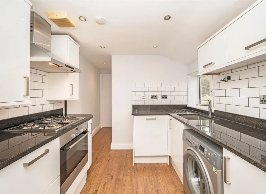 Crewys Road, Peckham, SE15, photo 3