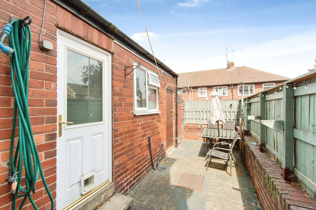 Haw Hill View, Normanton, WF6, photo 12
