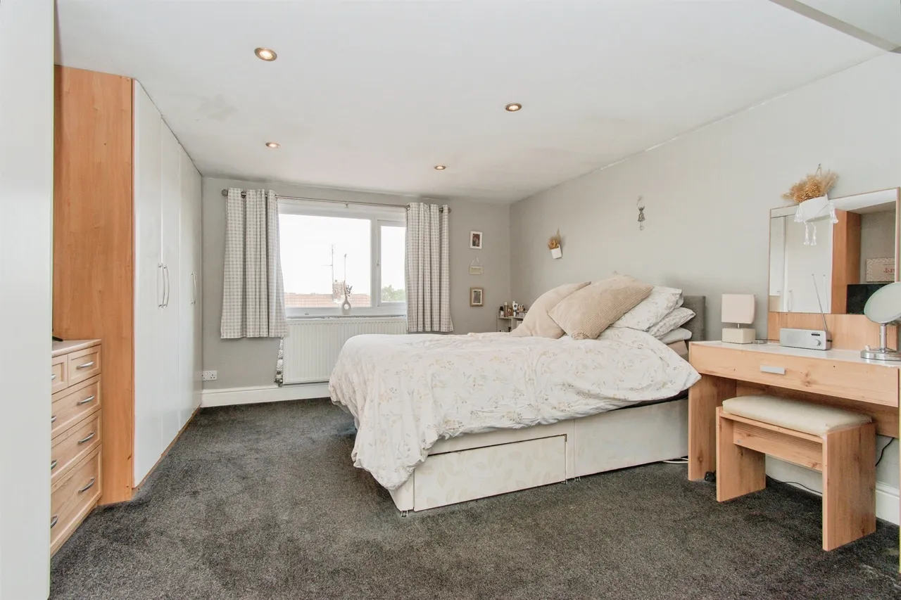 Haw Hill View, Normanton, WF6, photo 5