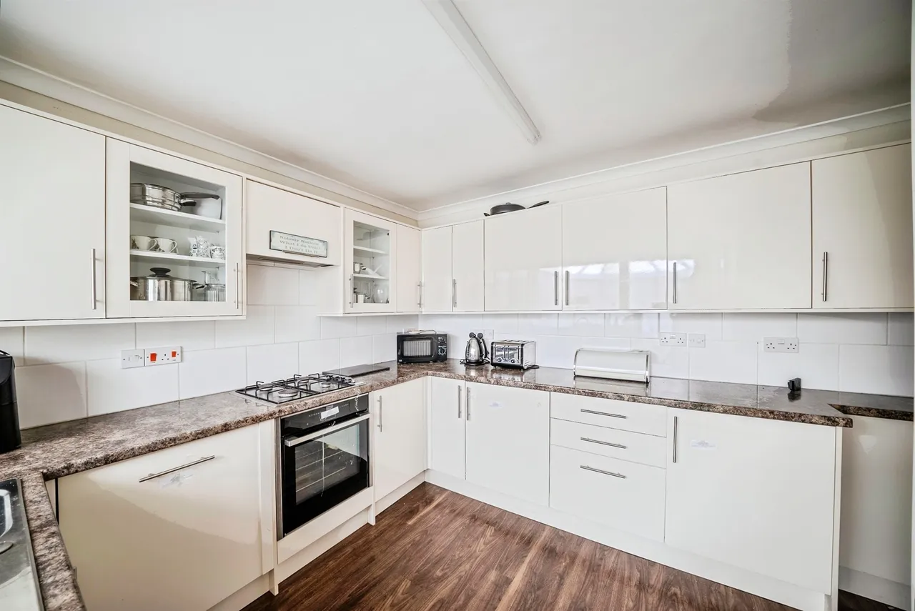 Wyebank Avenue, Chepstow, NP16, photo 9