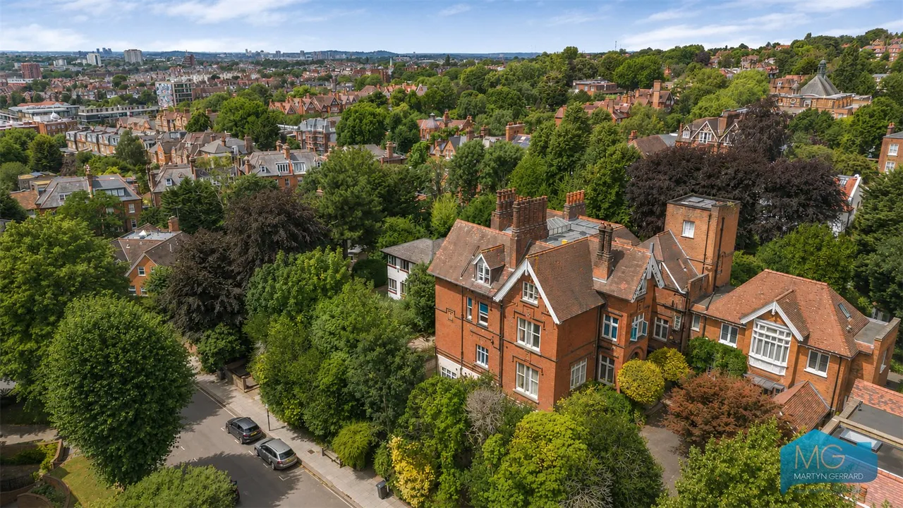 Netherhall Gardens, Hampstead, NW3, photo 11