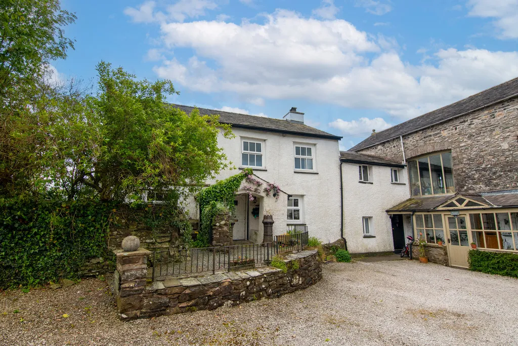 5 bed house for sale, Beckside House, Old Hutton, LA8