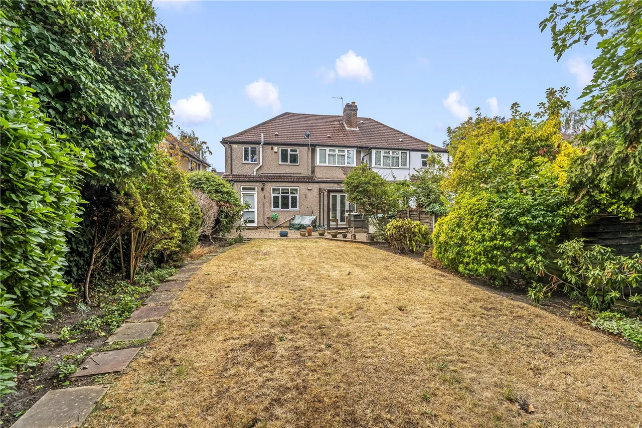 Montrose Avenue, Twickenham, TW2, photo 11