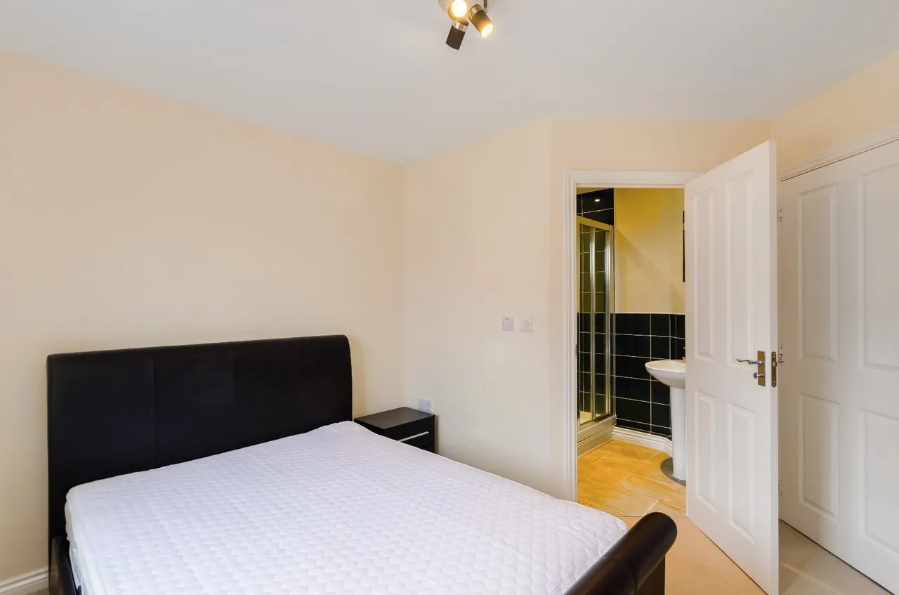 Principal Rise, York, YO24, photo 4