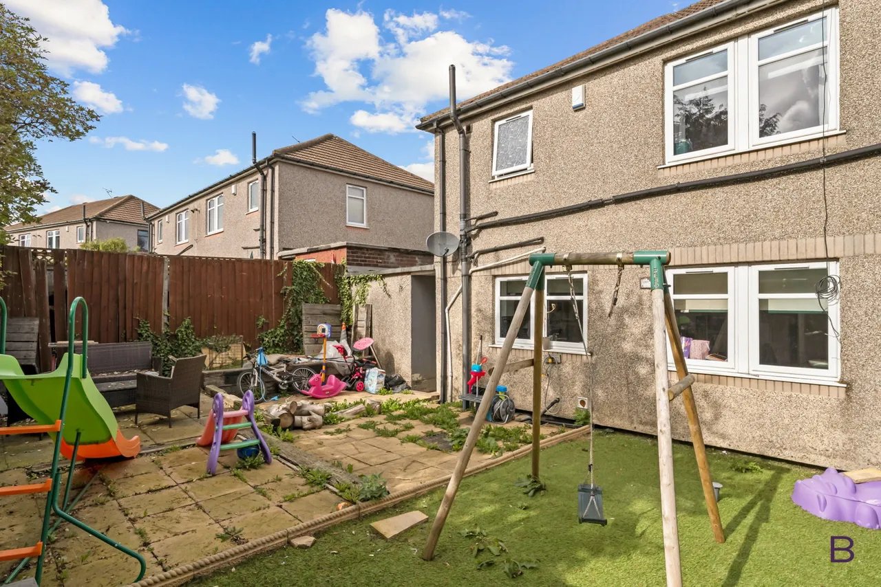 Elmfield Drive, Bradford, BD6, photo 17