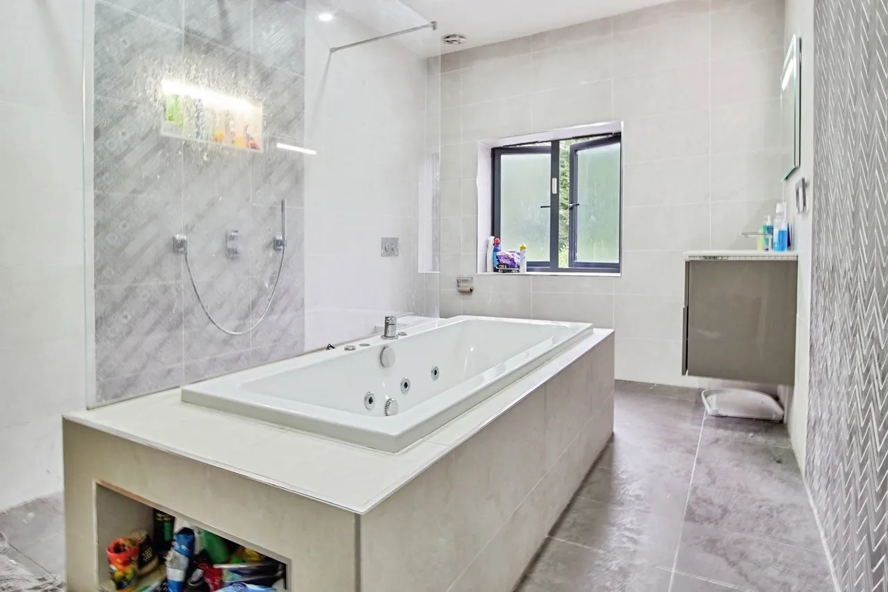 Beaks Hill Road, Birmingham, B38, photo 25