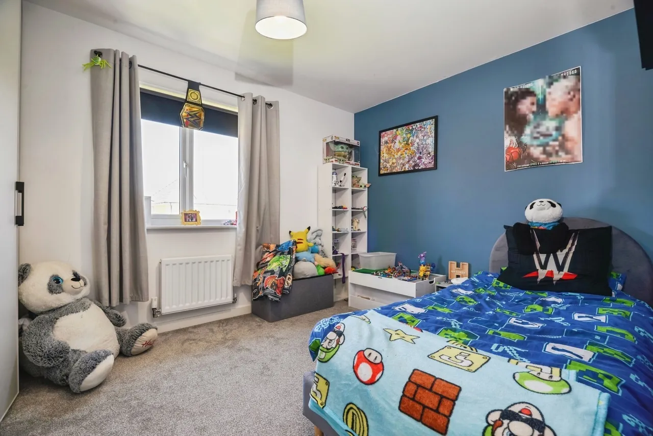 Redpath Gardens, Eston, Middlesbrough, North Yorkshire, TS6, photo 9