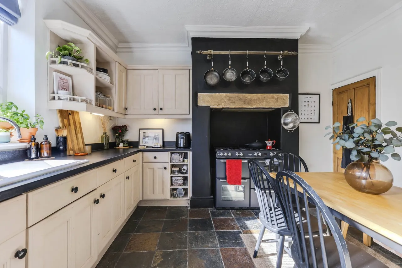 Knox Street, Leeds, LS13, photo 5