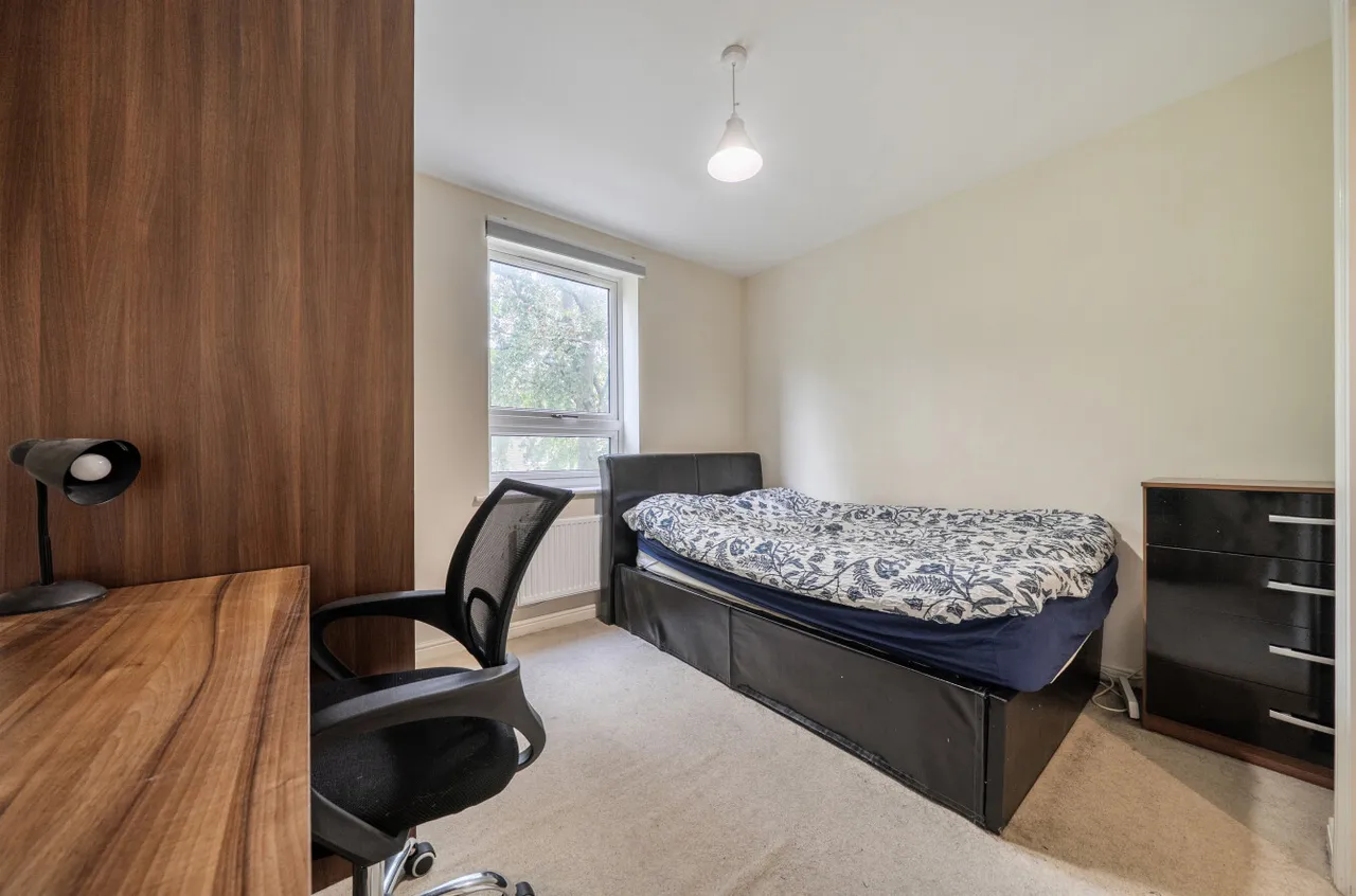 Moore Close, Banister Park, SO15, photo 7