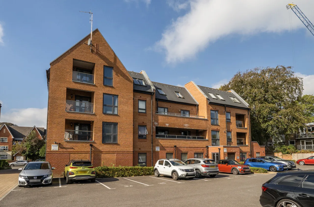 Moore Close, Banister Park, SO15, photo 11
