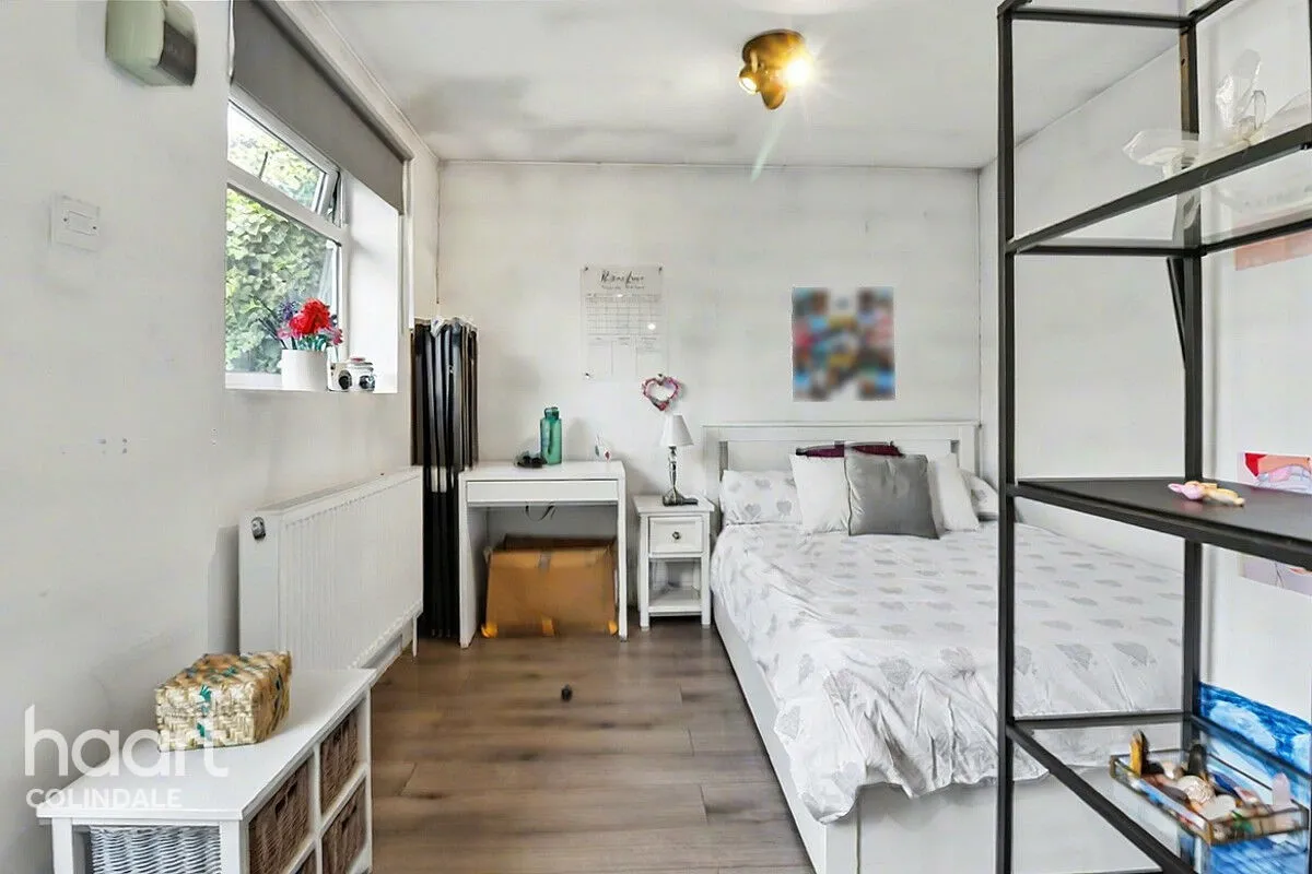 Dryfield Road, Edgware, HA8, photo 8