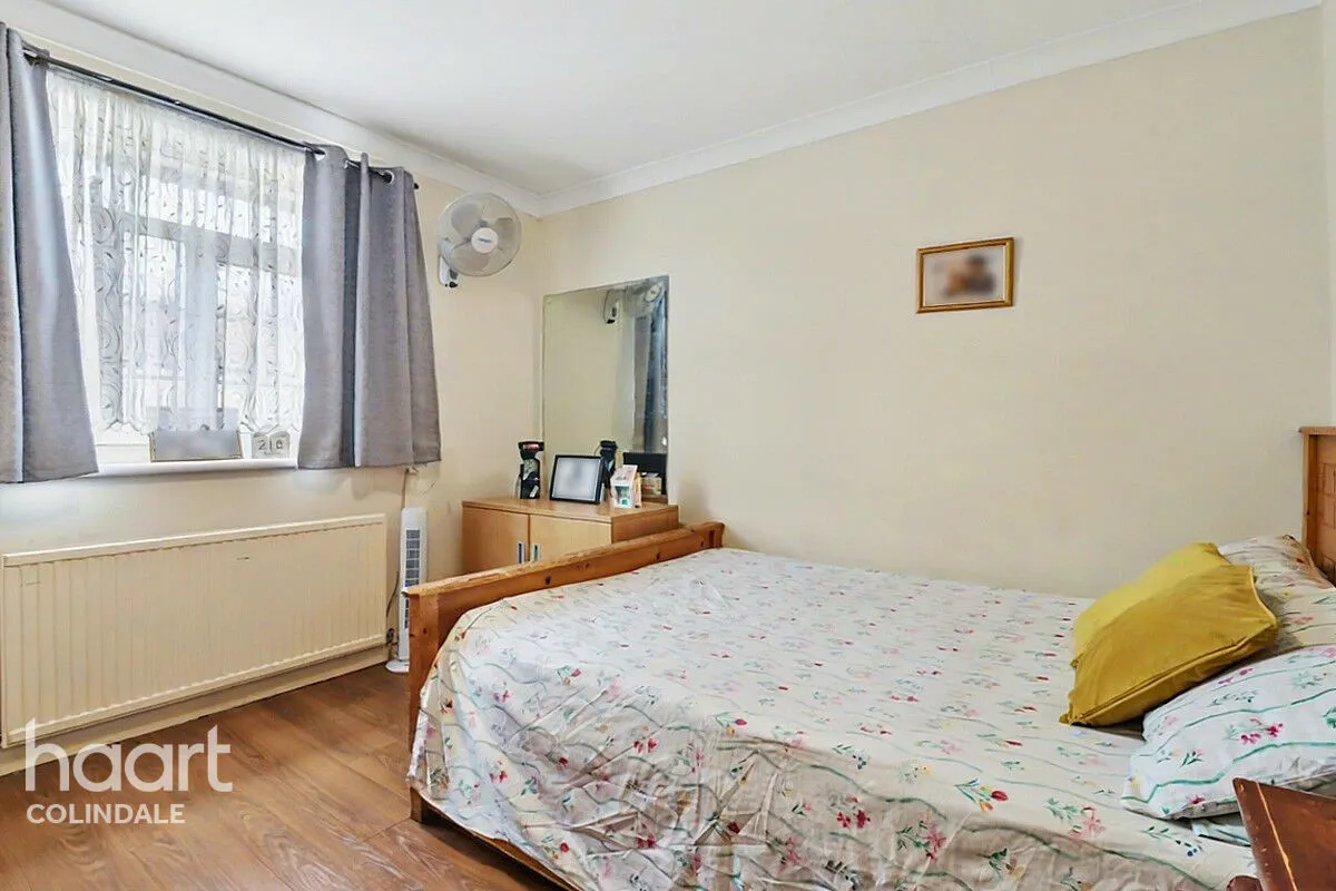 Dryfield Road, Edgware, HA8, photo 17