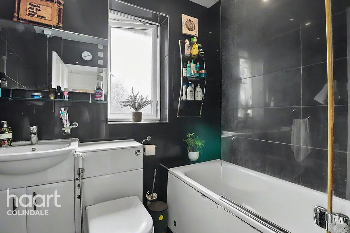 Dryfield Road, Edgware, HA8, photo 16