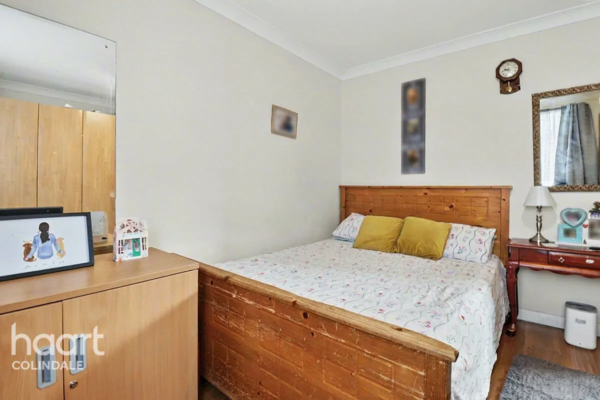 Dryfield Road, Edgware, HA8, photo 18
