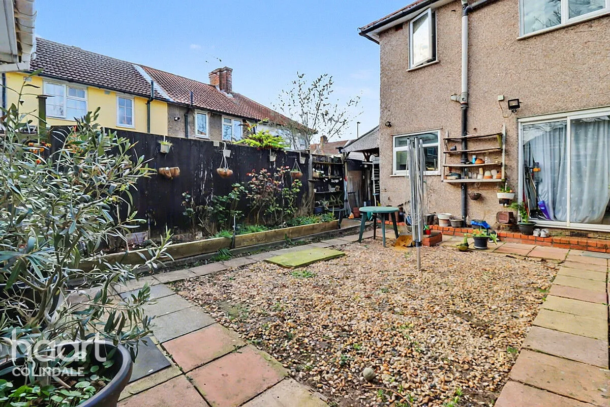 Dryfield Road, Edgware, HA8, photo 21