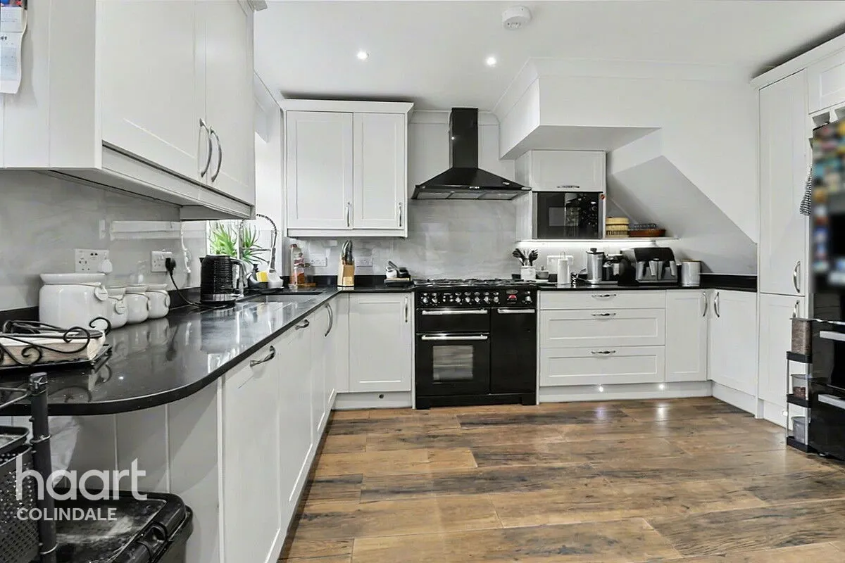 Dryfield Road, Edgware, HA8, photo 12