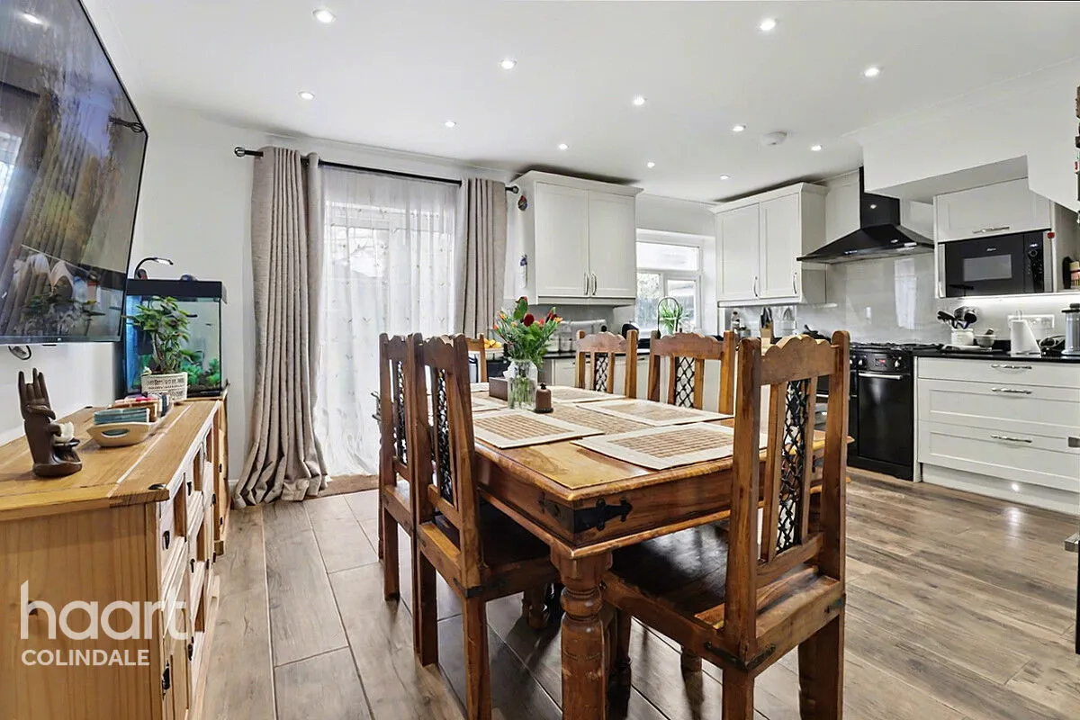 Dryfield Road, Edgware, HA8, photo 4