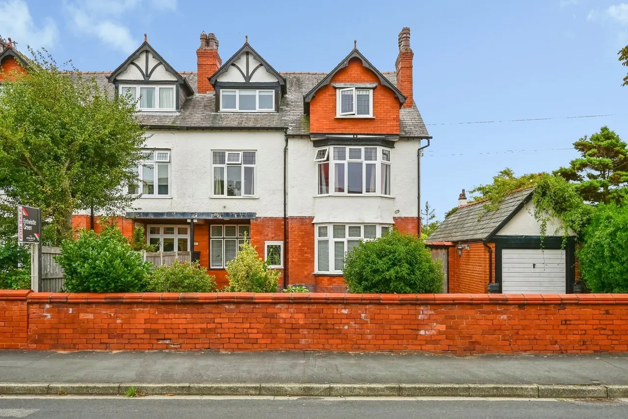 7 bed house for sale, Jubilee Road, Formby, L37