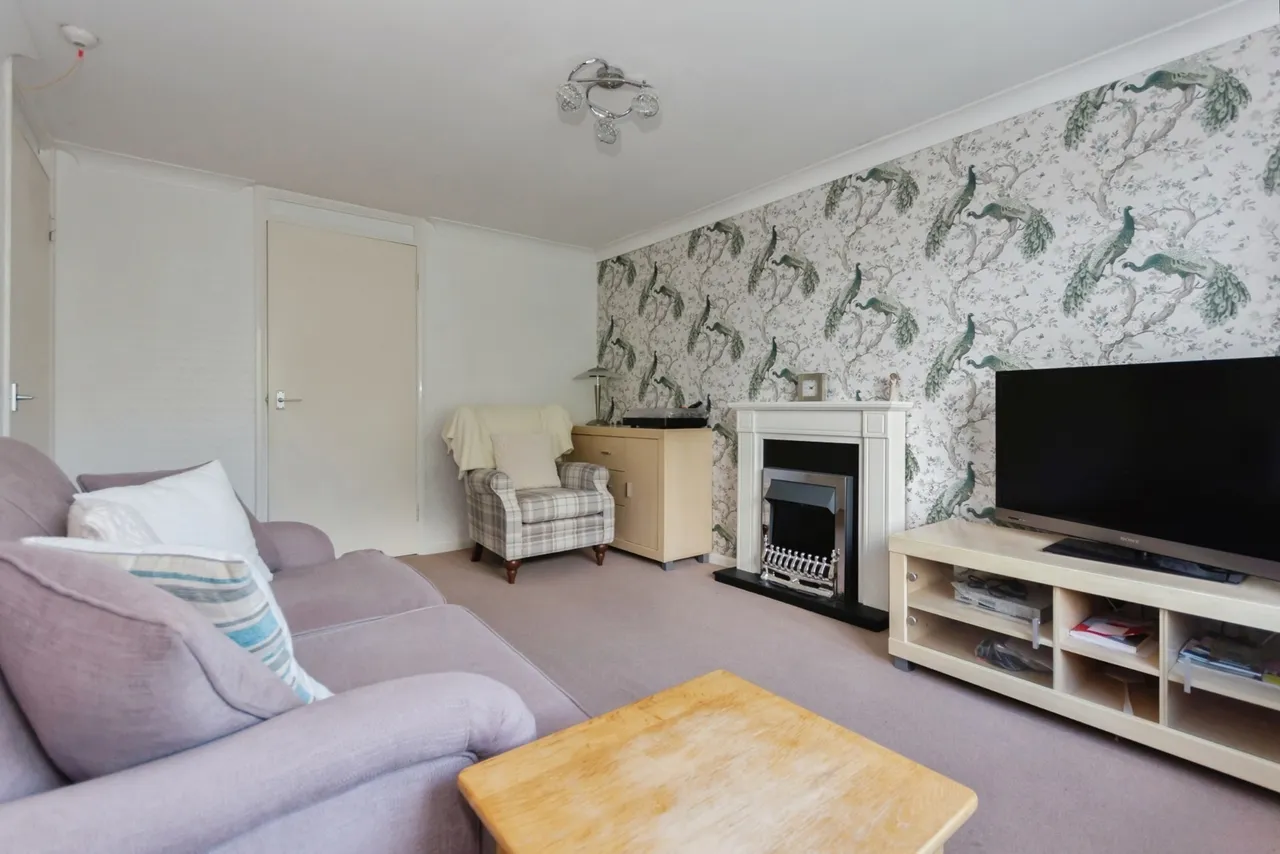 The Green, Kings Norton, B38, photo 8