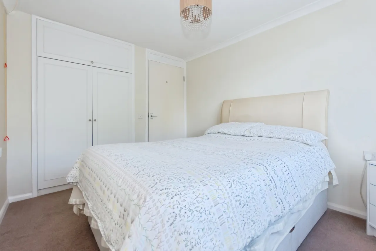 The Green, Kings Norton, B38, photo 15