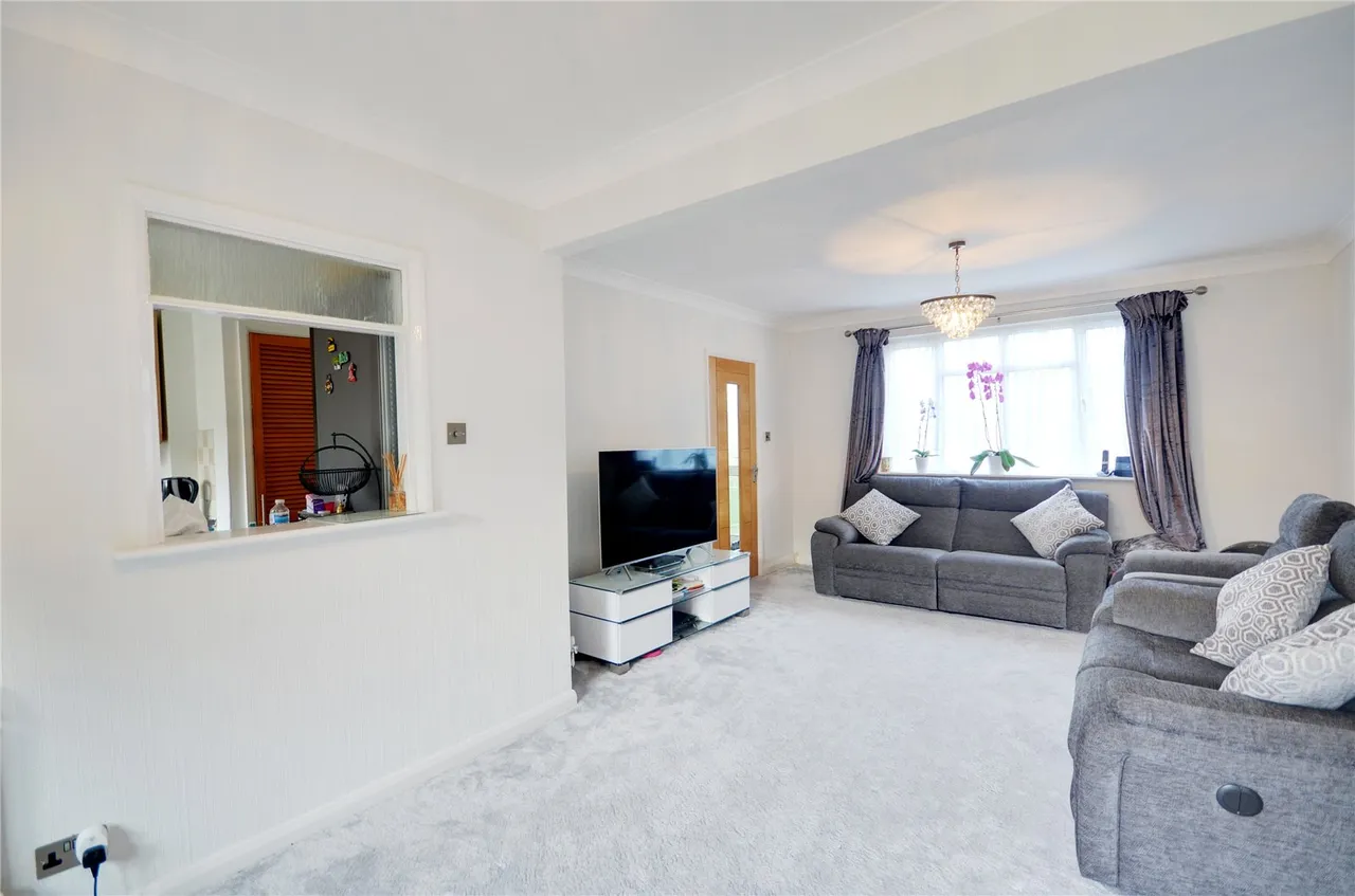 Norwich Road, Northwood, HA6, photo 3