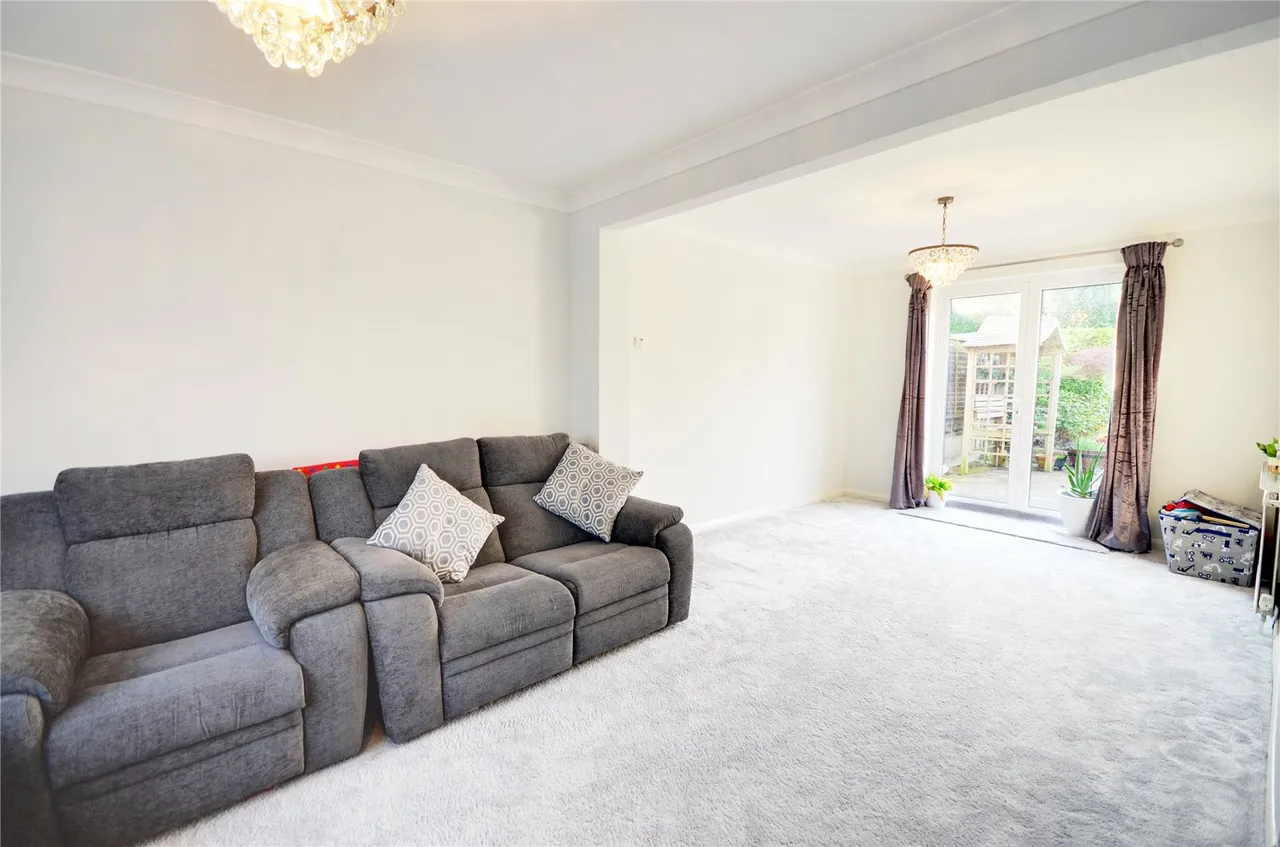 Norwich Road, Northwood, HA6, photo 2