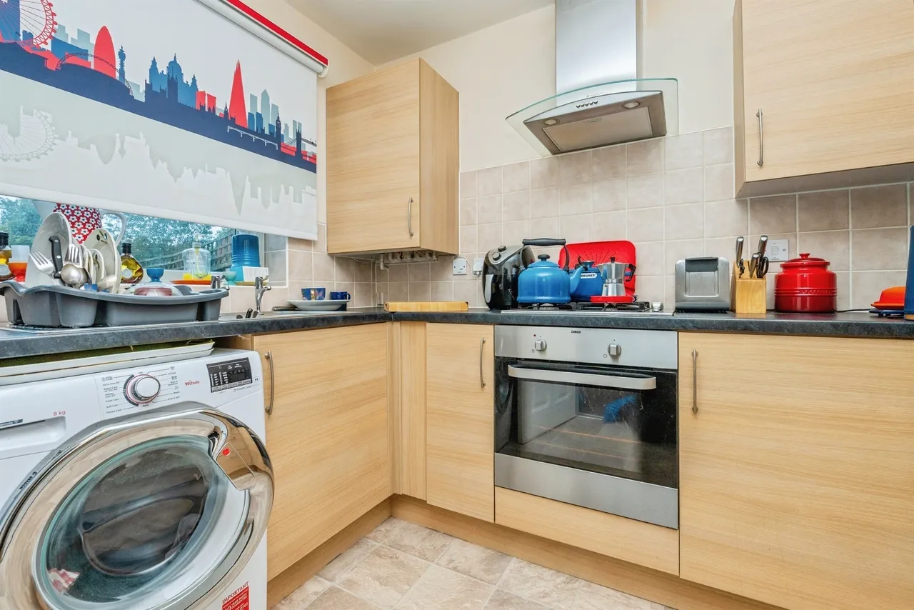 Woodgate Close, Redditch, photo 6