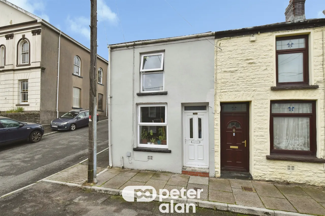 2 bed house for sale, John Street, Aberdare, CF44