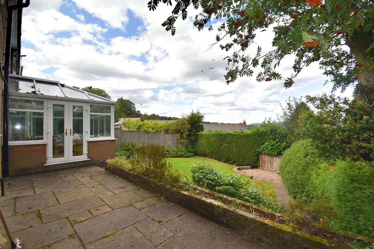 Linglongs Avenue, High Peak, photo 19