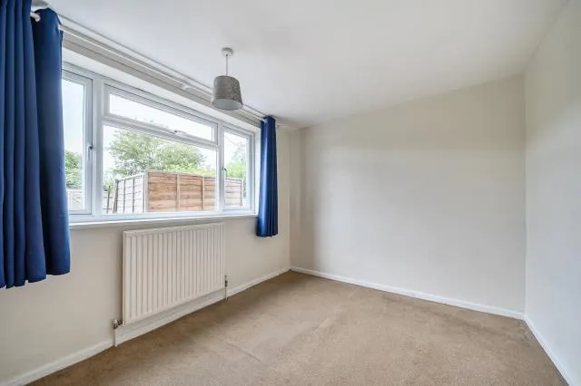 Ingram Avenue, Aylesbury, HP21, photo 11