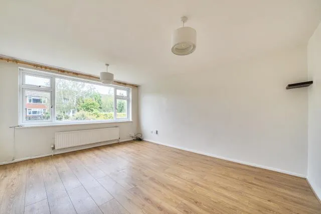 Ingram Avenue, Aylesbury, HP21, photo 5
